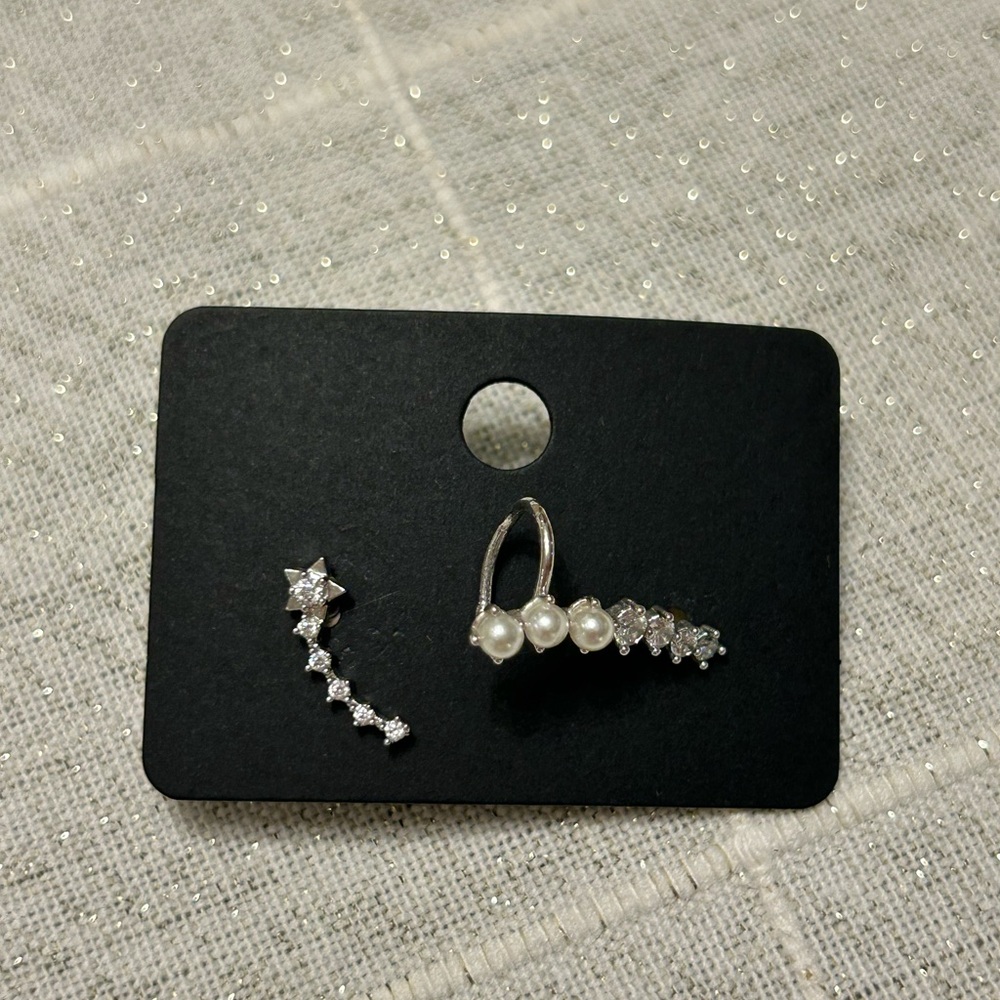 Silver and Pearl Star Earcuffs